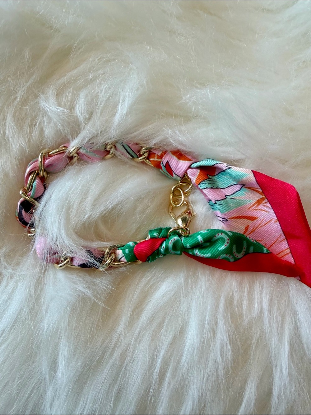 8-8.5β Silk Scarf Chain Bracelet - Pink, Green & Red